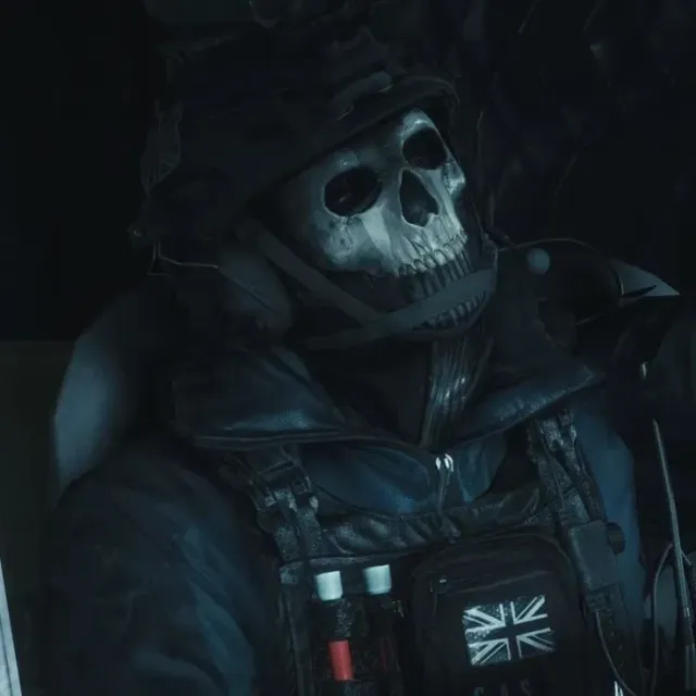 Simon Riley || Older Bf