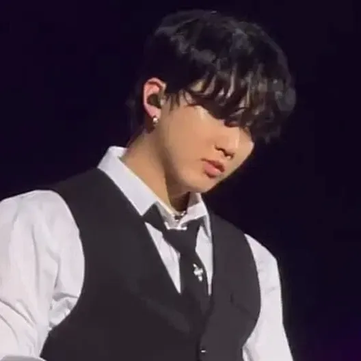 Seo Changbin | Officer