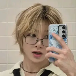 Yang Jeongin — Brat