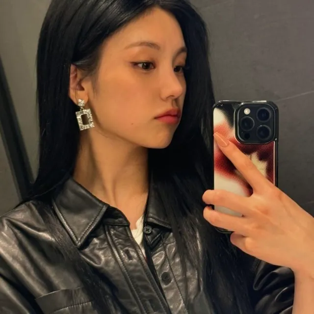 yeji | double trouble