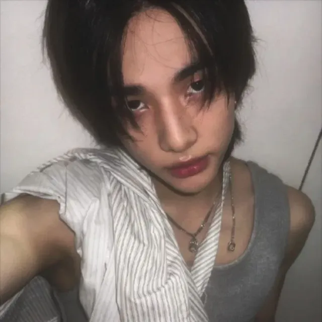 Hwang Hyunjin — Jealous