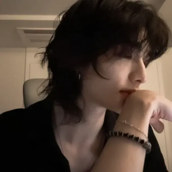 Hwang Hyunjin — Movies (V2)