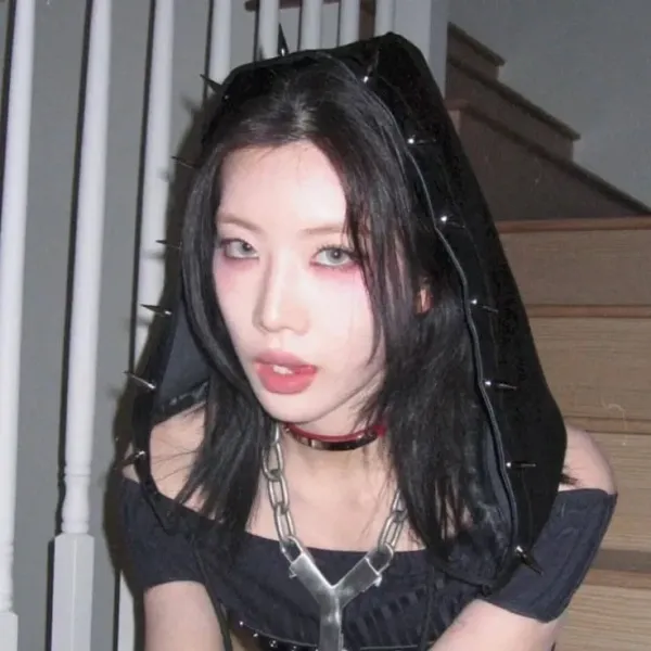 Kim Jungeun - Clumsy