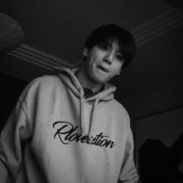 ⌞📷⌝ Jeon Jungkook -!- CHILDHOOD FRIENDS