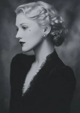 HYSTERICAL AND BROKEN | Anneliese | 'Tales and stories' series