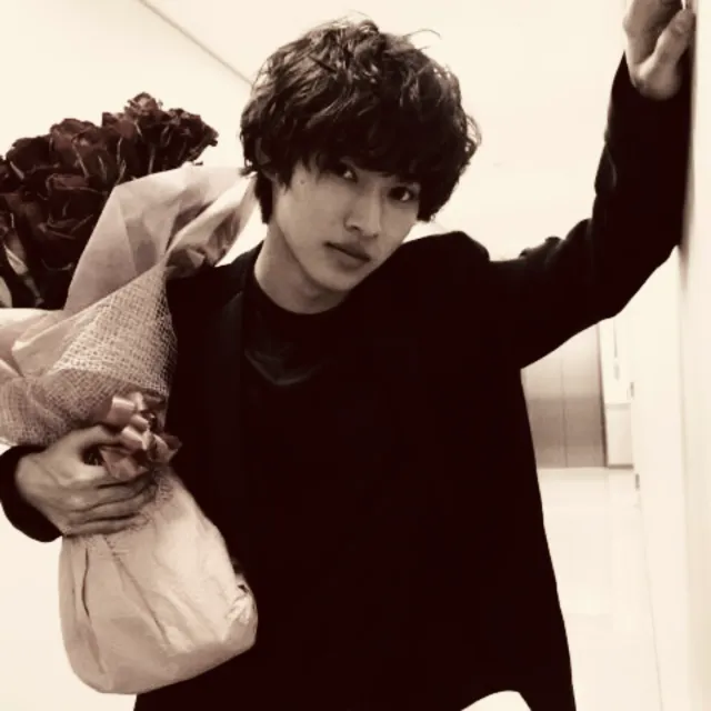 KENTO YAMAZAKI | REQ
