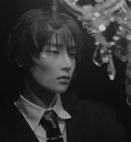 Yang Jeongin - sculptor