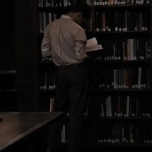 Rich boy comes to the hood