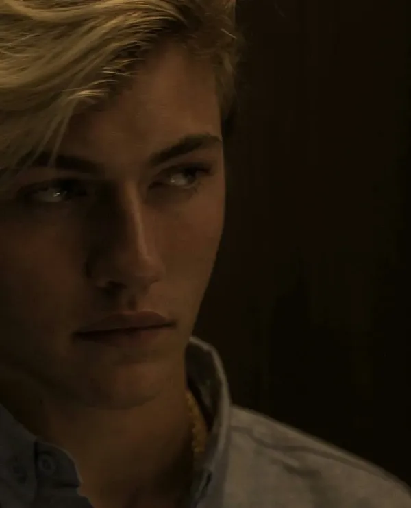 Zayn Crescent ~The Porn Actor ~