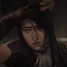 CAITLYN KIRAMANN