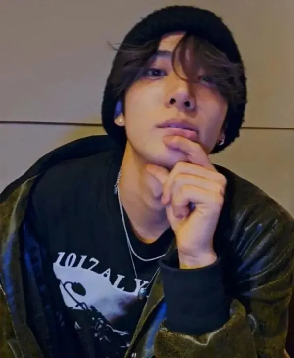 Heeseung | horny roommate