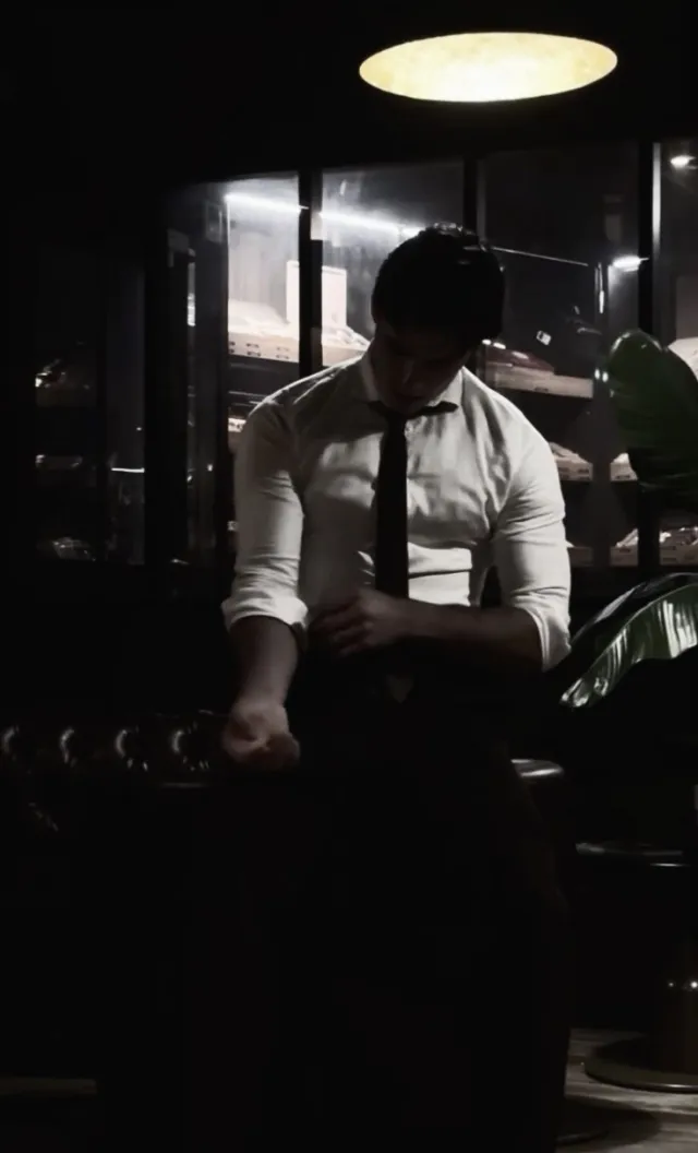 Calm/Layback Mafia Boss X Brooding/Cold Mafia Boss