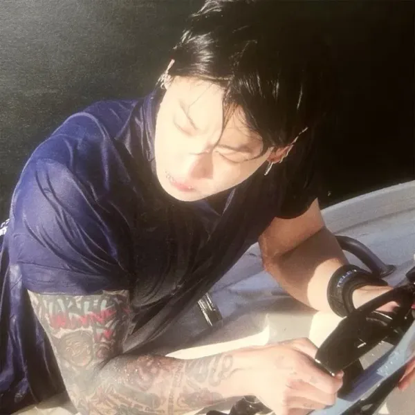 Jungkook ✰ .ᐟ POOL PARTY