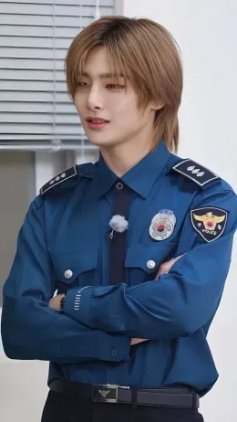 Officer jeongin