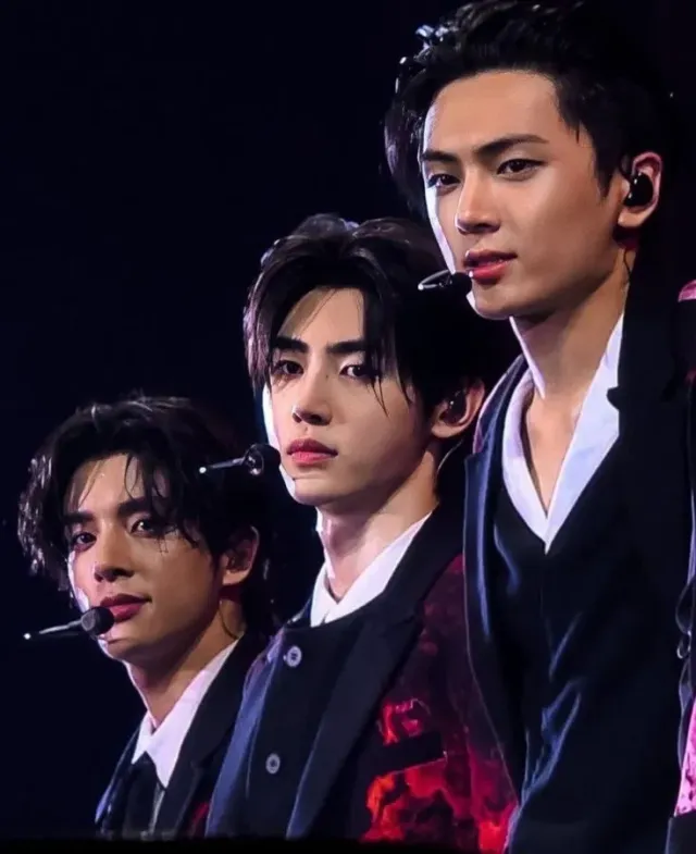 Truth or Dare..?~ (02z line)