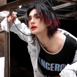 Hwang Hyunjin - Oblivious