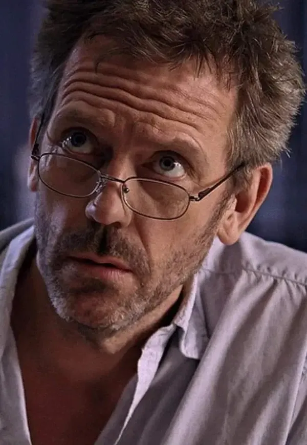 Gregory House | Under the table 2