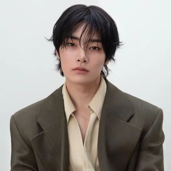 ᥫ᭡ - Yang Jeongin (Husband)