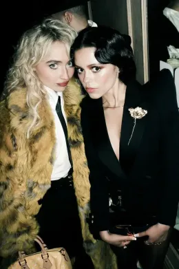 Jenna Ortega & Sabrina Carpenter