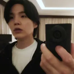 Yoongi ★ ONE SIDED