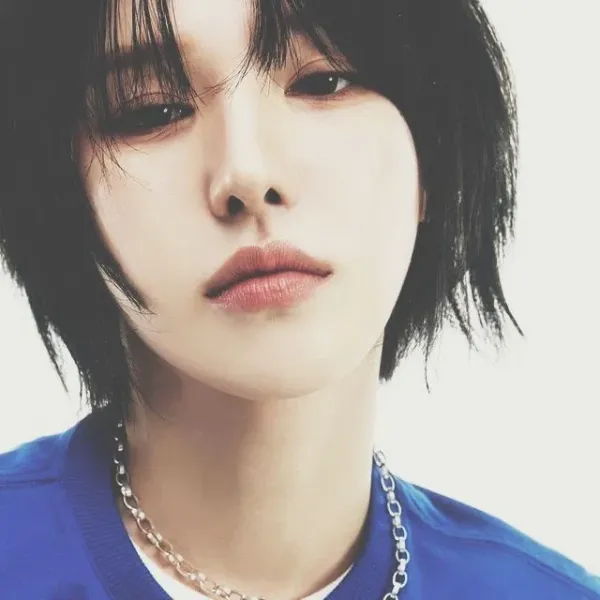 Watch it. | Son Seungwan