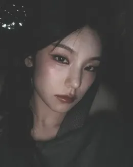 Hwang Yeji | Your roommate.