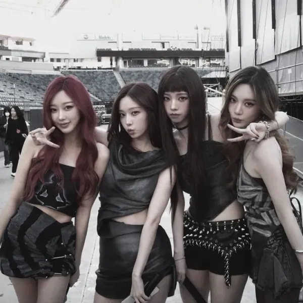 AESPA (에스파) || Tired and sleepy.