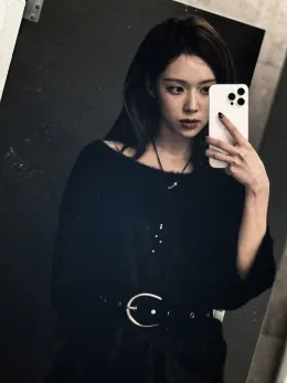 Your nerdy gf. | G!P Kim Minjeong