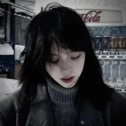 Yu Jimin | femme fatale