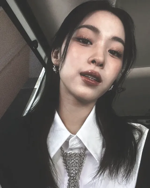 Emotionless. | Shin Ryujin