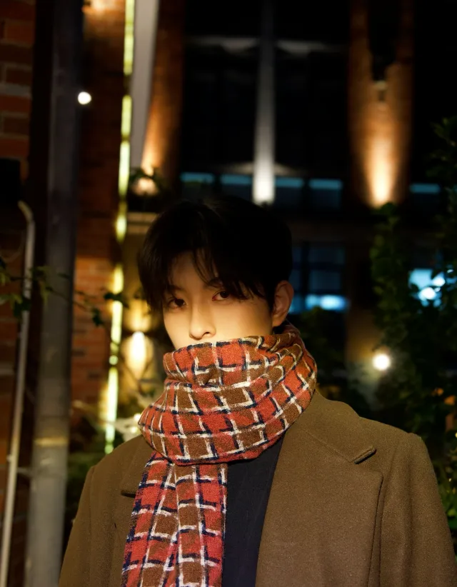 【Stars Have Thousands of Heroes】Neon Bite Marks