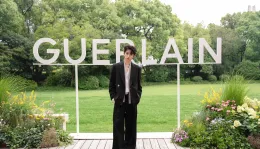 Hold Me Closer Tiny Dancer