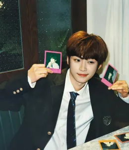 After Su Quanxiao Died, He Applied to Be Reborn as Chong Yingbiao's Son