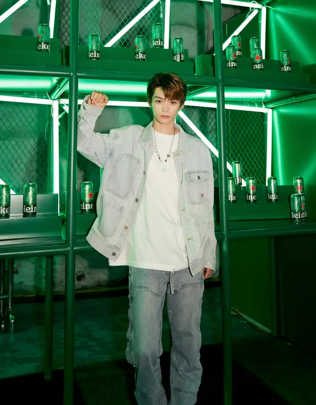 When the King of Guangling Shares Senses with the Zhuge Family's Robot