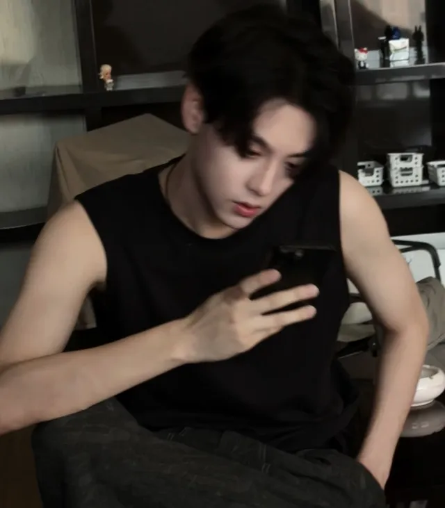 Snakes, Schemes & Stolen Hearts