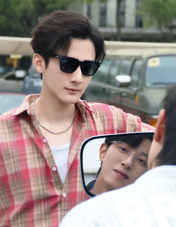 Celestial Omens (that really like Fishsticks)