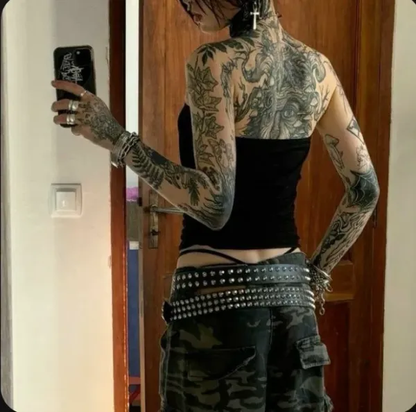 Audrianna - Tattoo Artist :)