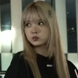 Hong Eunchae | I hate you...