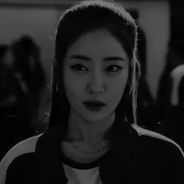 KANG MI-NA (PLAYER 196)