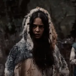 LOTTIE MATTHEWS | YELLOWJACKETS