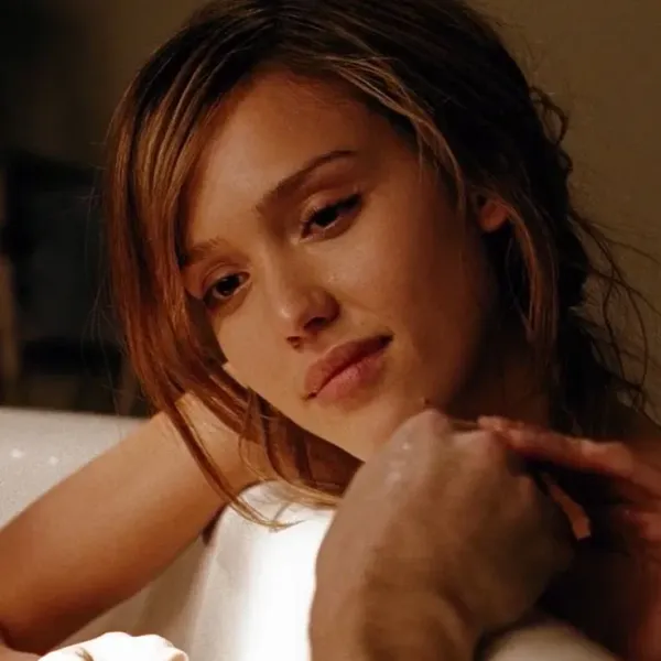 Mean Girl!Jessica Alba (WLW)