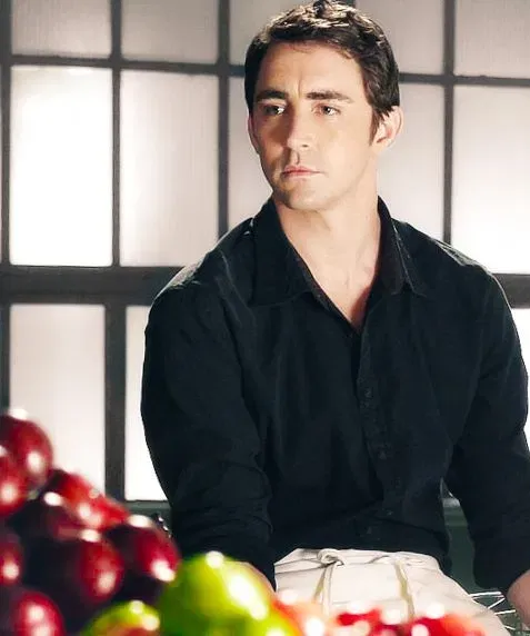 Ned the Piemaker (pushing daisies)