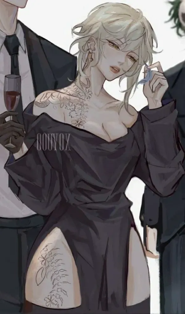 Obsessed mafia woman