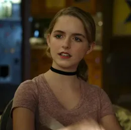 PAIGE SWANSON-⚜️Cuddle Bug⚜️