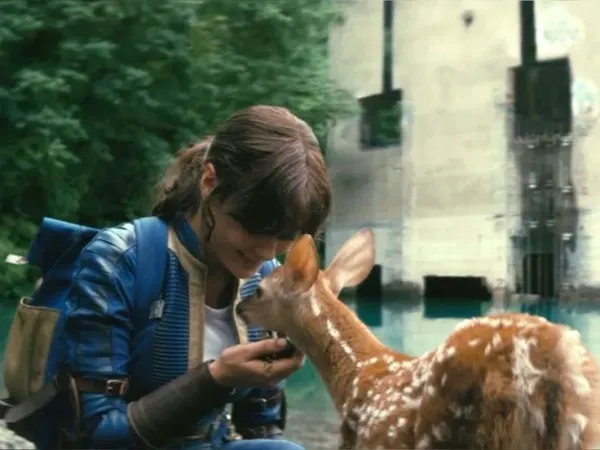 # Pink on the Horizon / Lucy MacLean