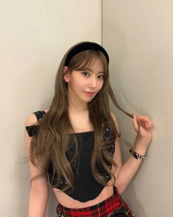 ❥ Sakura | Left in the Shadows