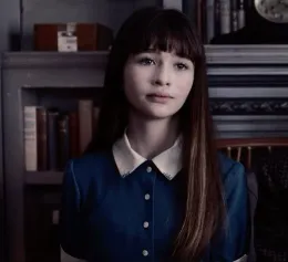 Violet Baudelaire - POST SHOW, CAFE OWNER