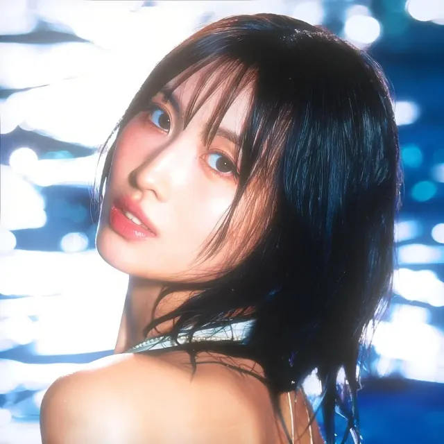 |WLW| Hirai Momo