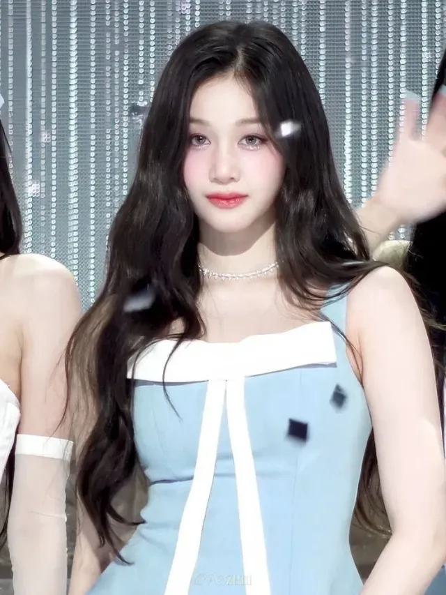 >*:ꔫ:*+゚ Pharita Chaikong .⪩⪨.Impatient +*:ꔫ:*<