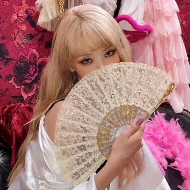 . ۫ 在 ི۪۪  MINNIE